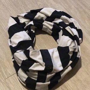 lululemon athletica Black and White Scarf